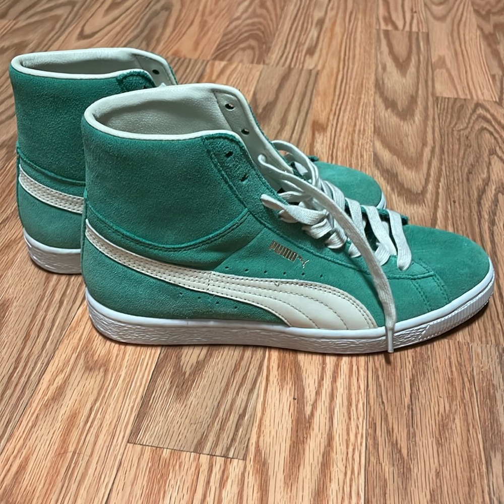 Mint Green Sued Hightop Pumas - Picture 1 of 5